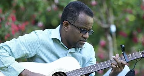 ኣሚነካ